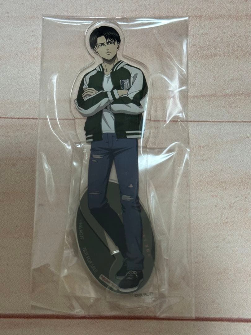 [USED] Attack on Titan Levi Acrylic Stand - Rakuten Books DVD Purchase Bonus (Not for Sale)