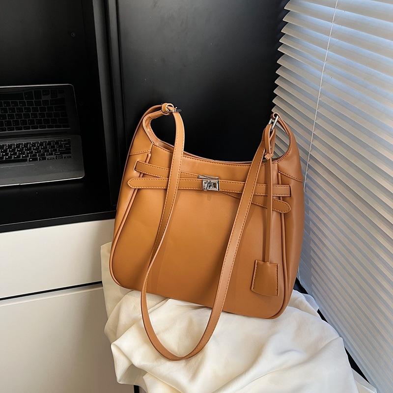 Retro fashion tote bag women's new large capacity trend versatile shoulder bag niche messenger bag