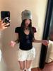 Red v-neck short-sleeved T-shirt women's summer pure desire hottie sexy slim-fitting white short tight front shoulder top
