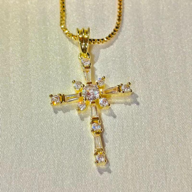925 Sterling Silver Fashion Temperament Zircon Gold Cross Pendant Necklace Birthday Party