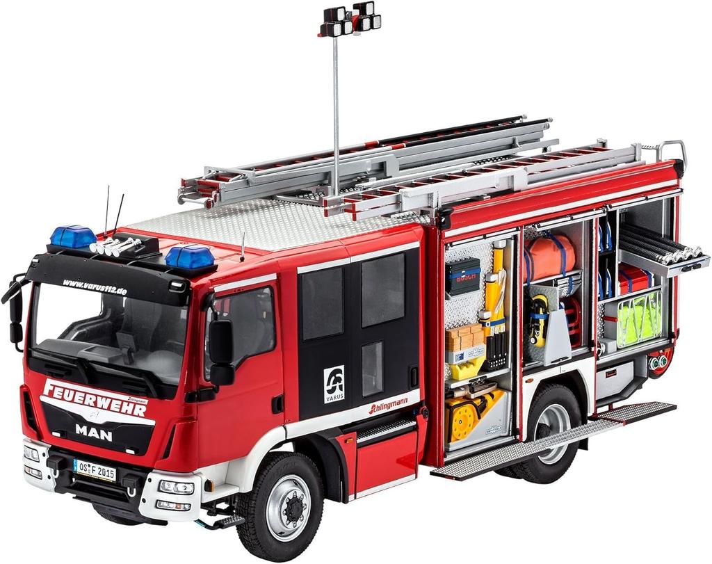 Deutscher Revell Schlingmann HLF 20 VARUS 4x4 Plastikmodell 1/24