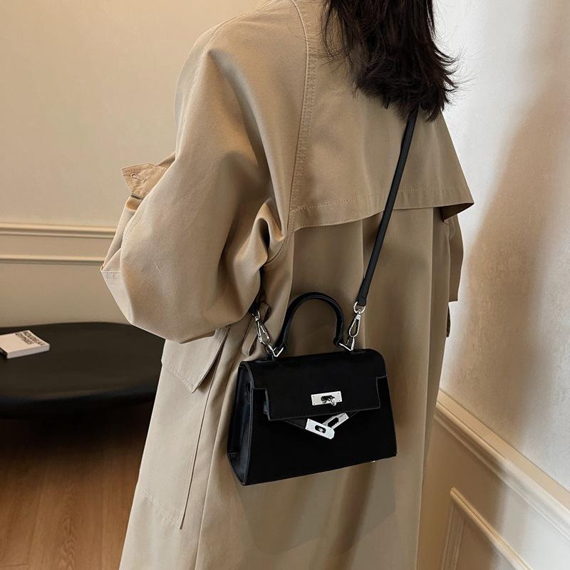 Niche Bag Women's Bag 2025 New Versatile Shoulder Messenger Bag Fashion Handbag