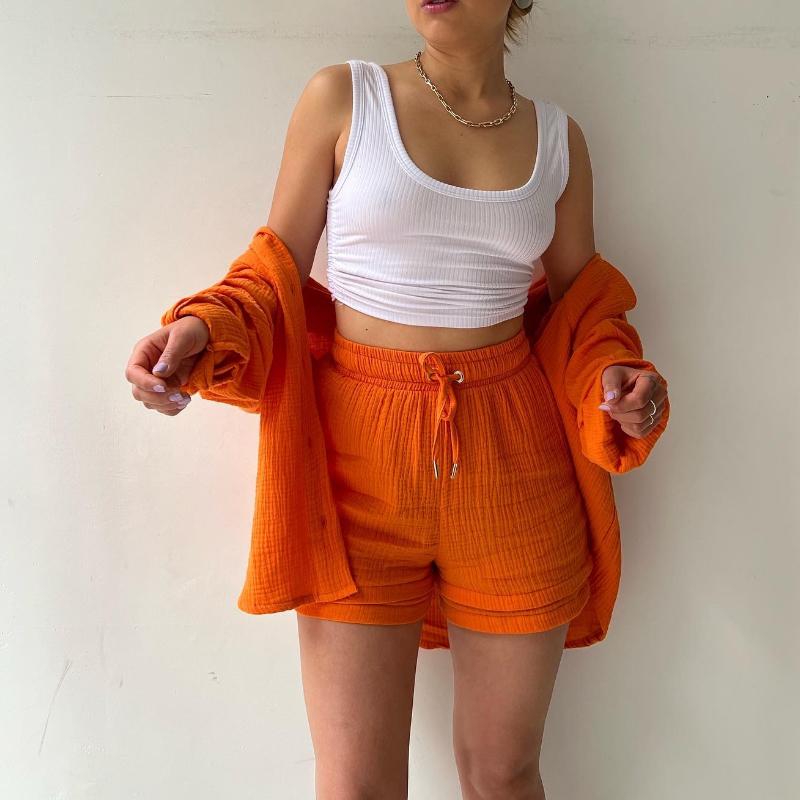 Women's Two-piece Set of Pleated Fabric Lapel Long-sleeved Shirt, High-waisted Drawstring Shorts, Large-sized Fashionable Casual Suit