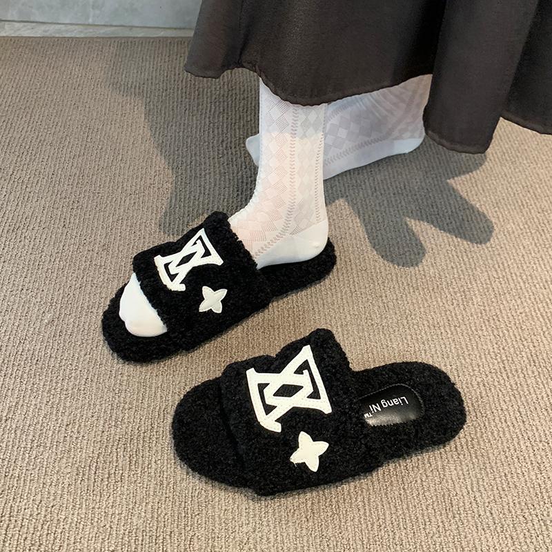 Fashion 2025 New Popular Women's Slippers Party Plush Summer New Best-Selling Furry Home Shoes Fur Flip Flops Female Slides Fur Shoes