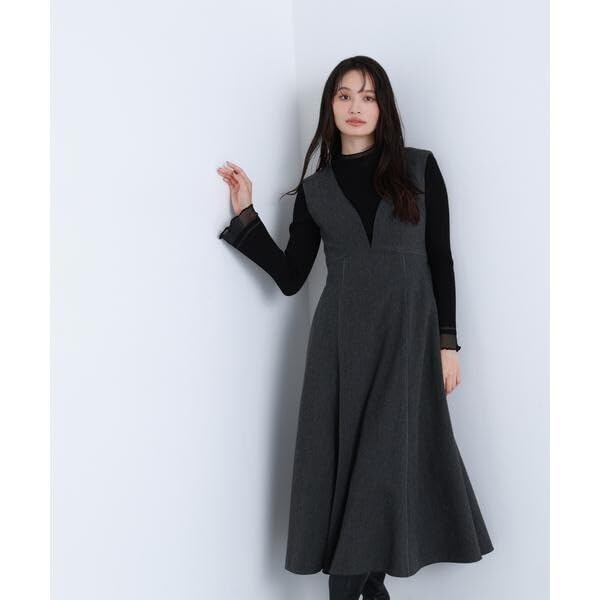 Natural Beauty Basic Nuanced V-Neck Jumper Skirt (Brown/M)