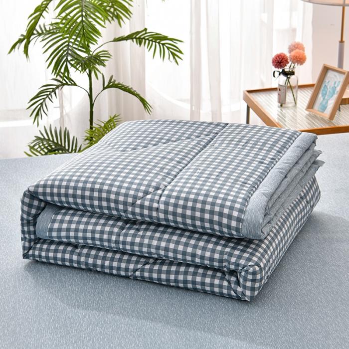 Simple Modern Air Condition Thin Blanket Summer Quilt Cotton Fluffy Plaid Blanket On The Bed Comfortable Comforter