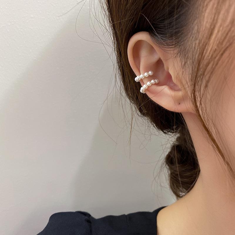 2026 New Korea Trendy Charm Pearl Beaded Ear Cuff Clip Earring for Women Fake Piercing Bone C-shaped Jewelry Accessory Wholesale