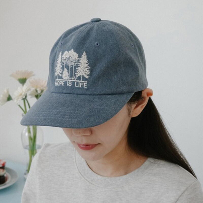 Unisex tree embroidered point cotton hat