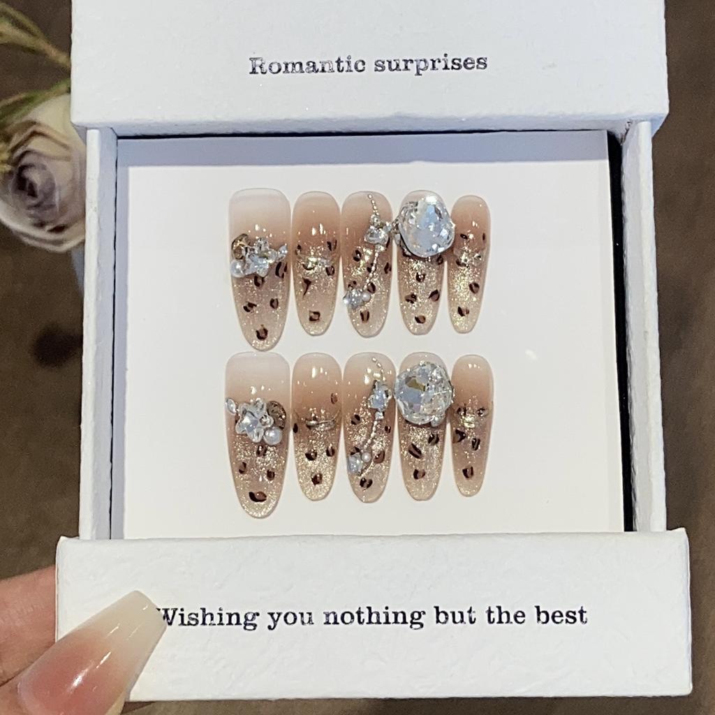 Fall and Winter Maillard Flashing Pearl Cat Eye Gradient Autumn and Winter Leopard Print Removable Nail Patch