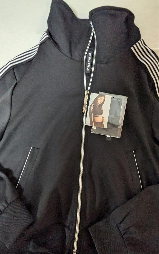 [USED] LE SSERAFIM Track Jacket with Tags