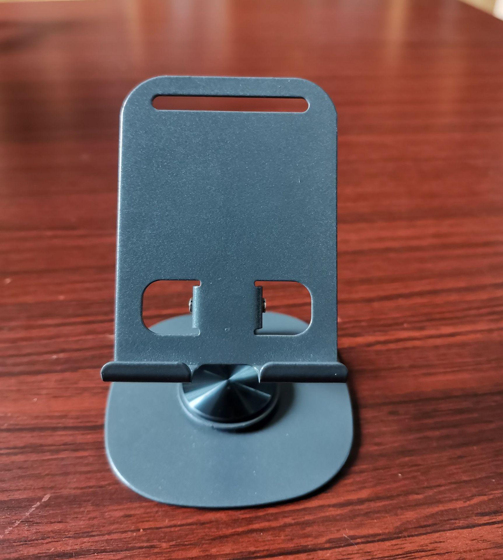 

Universal 360° Rotating Metal Phone & Tablet Stand - Anti-shake, Portable, Folding Desktop Holder for Live Broadcasts серый