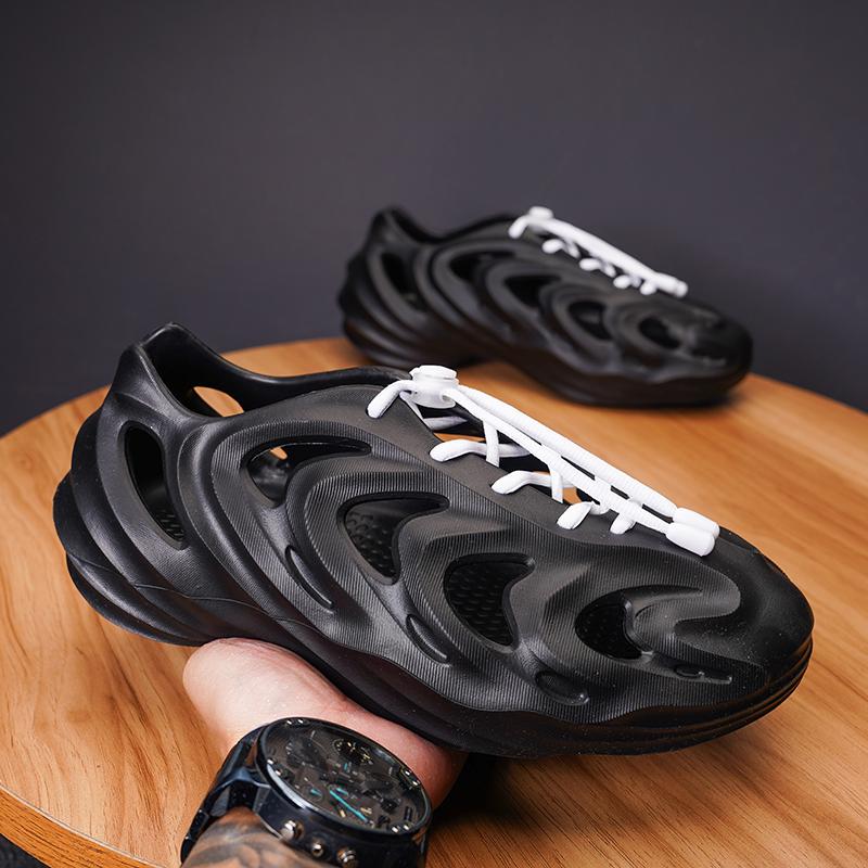 Fashion Summer Men Sandals Ultra Soft EVA Clogs Mens Breathable Garden Shoes Wading Beach Shoes Comfortable Slippers Sneakers