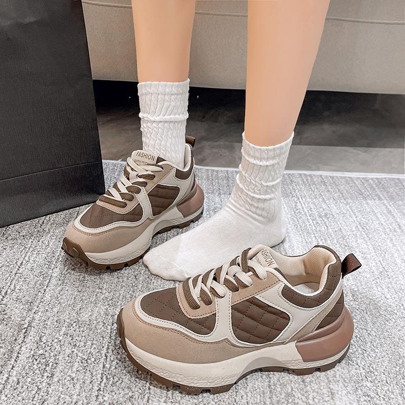 

Кроссовки папы для девочки 2025 Осень и Зима Универсальные Флисовые Кроссовки Форреста Гампа Платформа Маффин Нескользящая Спортивная Повседневная Обувь Легкая и Удобная 40