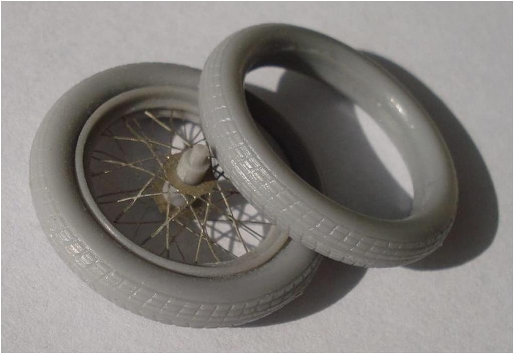 AIM Fan Model Soviet Army Military Motorcycle Etched Spoke Plastic Model AF35001 1/35 TIZ-AM-600