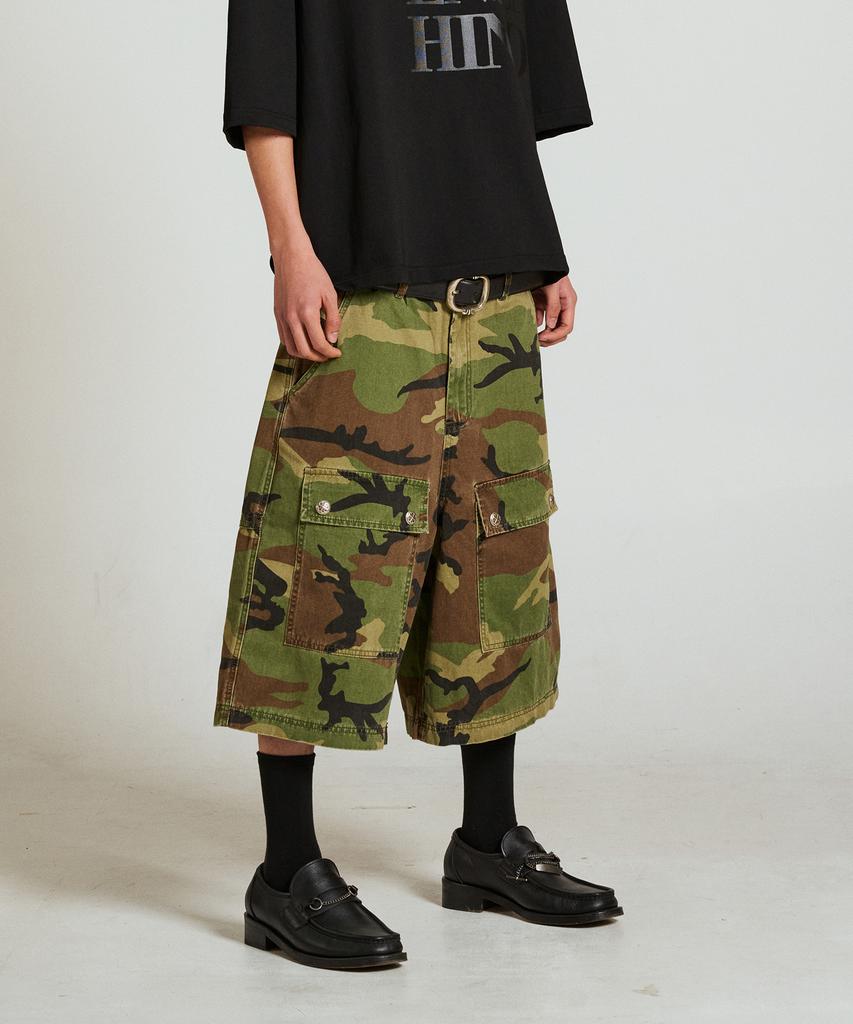 ESCONDIDO DETRÁS de Pantalones Cortos Bermuda con Bolsillo Grande (Camuflaje)