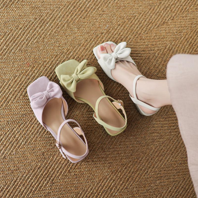 Summer comfortable word with sandals women's casual solid color medium heel sandals women's buckle round head square heel size women's shoes