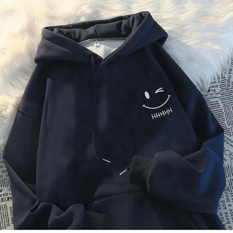 Streetwear Brand Cute Hip-hop Style Hoodie, Autumn and Winter Casual Long-sleeved Oversized Hoodie for Men, Suitable for Both Men and Women.