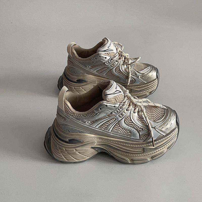 

Versatile, breathable and comfortable, fashionable small people show height and increase height, platform sports and leisure shoes 40