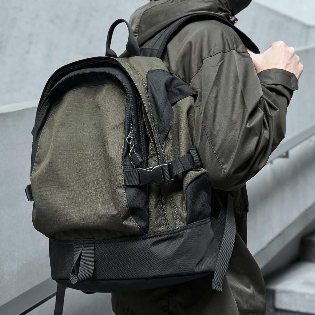 Multi-functional Backpack, Men's Short-distance Travel Bag, Outdoor Hiking and Mountain Climbing Backpack, Large-capacity Schoolbag