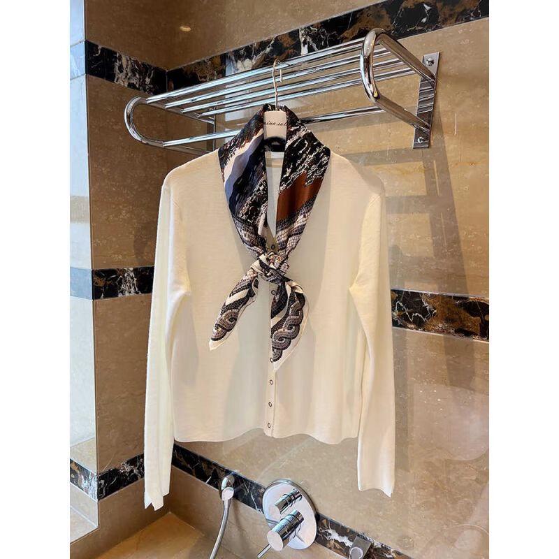 NINA SOLOR Vintage Nomadic Twill Silk Scarf