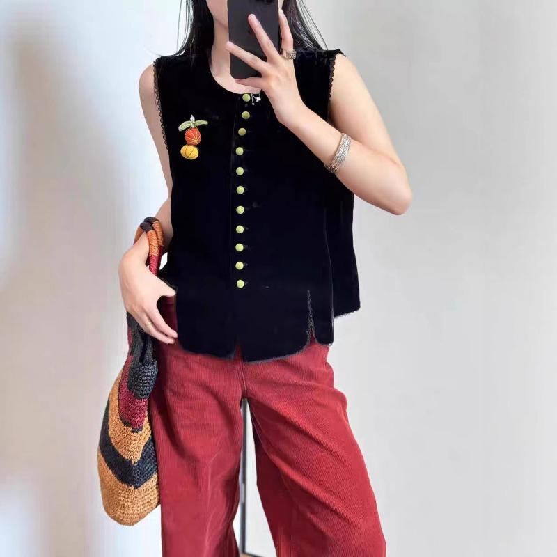 Golden velvet vest top women's autumn new fashion age-reducing retro vest vest vest tide