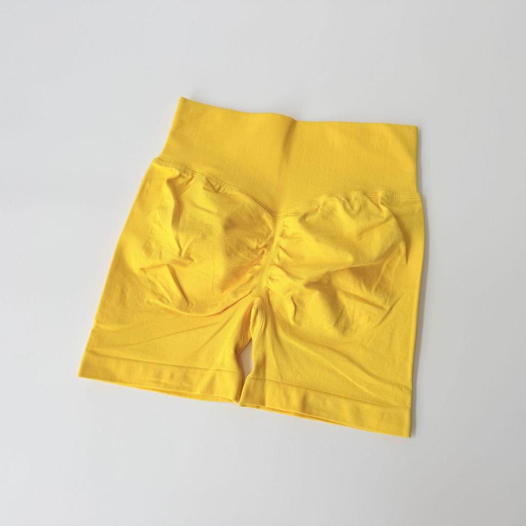 Women's High-Waist Quick-Dry Seamless Yoga Shorts with Peach-Lifting Design