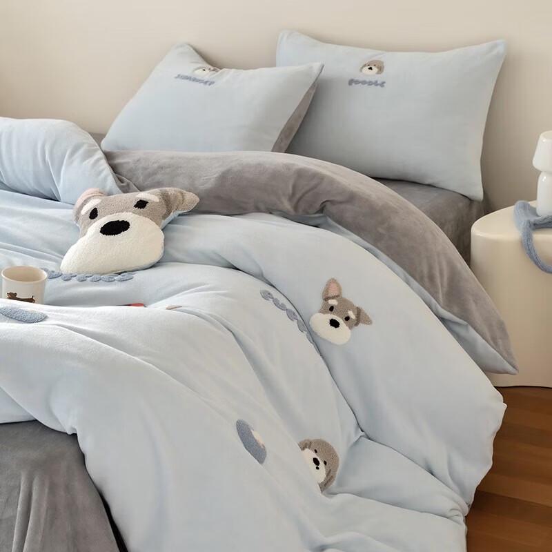 OEING Cute Glowing Puppy Milk Fleece 4-Piece Bedding Set