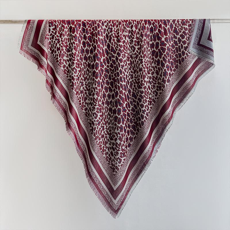 Spring and Autumn new rice gray leopard print scarf women's double-sided imitation cashmere thickened warm fringed large square scarf shawl dual-p
