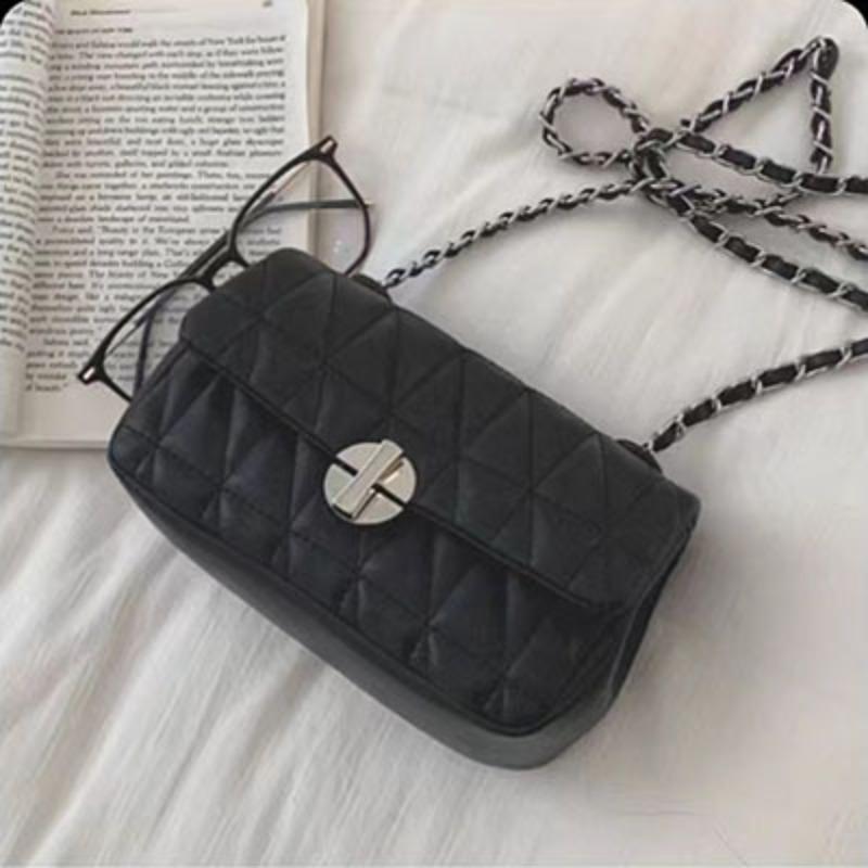 

Xiaohongshu same niche high-end chain women s bag rhombus shoulder messenger bag commuter underarm small square bag чорний