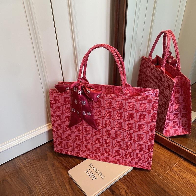 Wedding bag Large capacity tote bag Women's new shoulder bag Handbag Happy character wedding bag