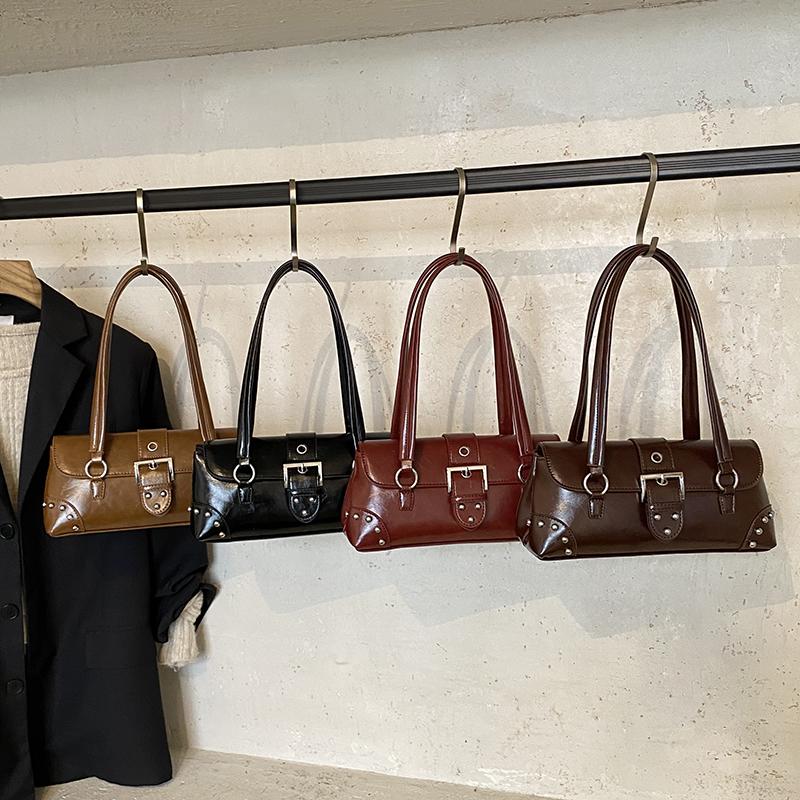 Women PU Leather Shoulder Bag 2025 Winter Retro Underarm Bag Luxury Designer Trend Female Small Handbags and Purses