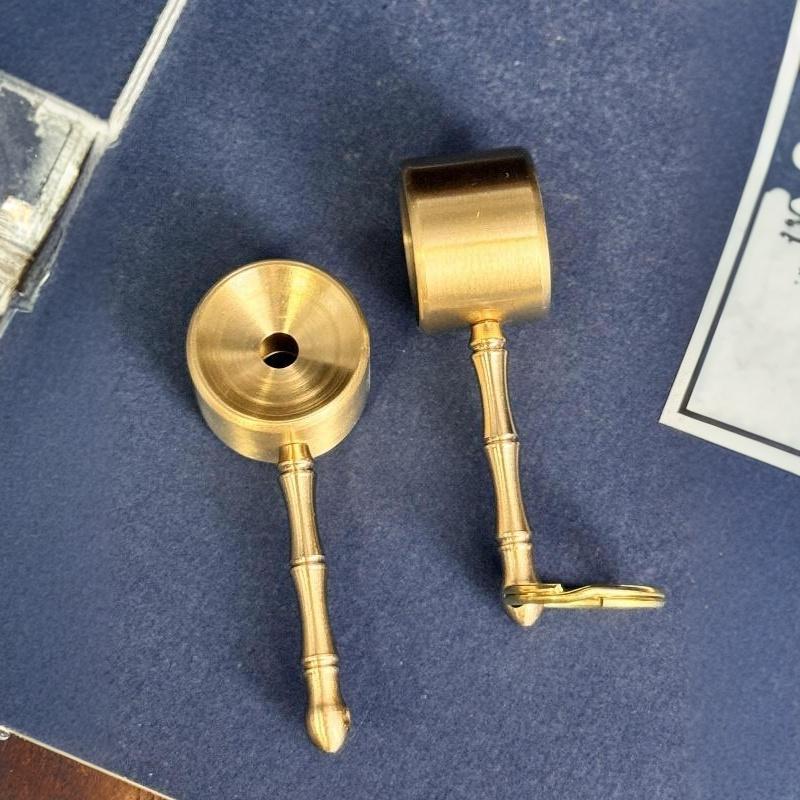 2026 New Retro Brass Whistle Bird Whistle Keychaincrisp Birdsong Portable Exquisite Small Outdoor Camping Activities Gift