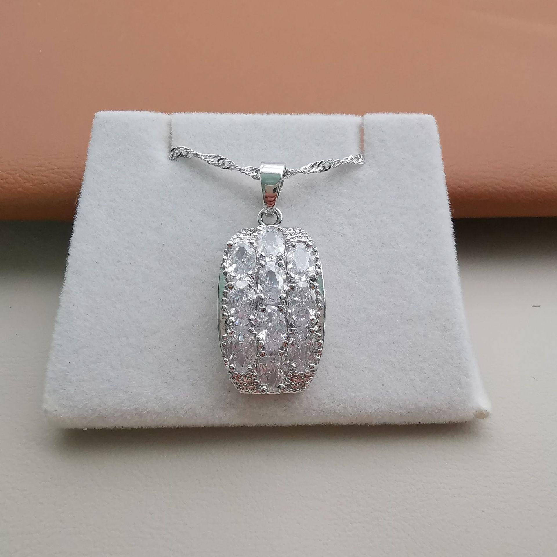 Zircon Necklace European Beautiful Woman Fashion Luxury Temperament Ins Crystal Pendant Necklace Jewelry белый