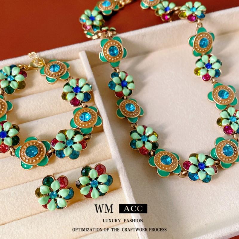 Vintage-Inspired Floral Pendant Necklace Set With Enamel Drip Detail Alloy Chain Women Retro Chic Locket Jewelry