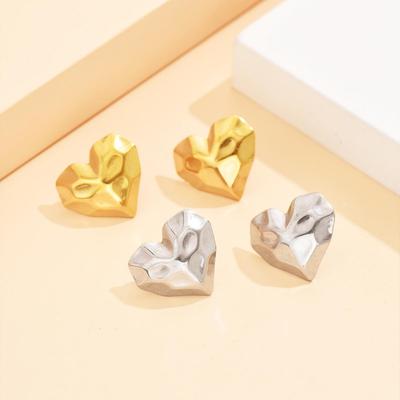 Sweet Cool Style 3D Embossed Heart Stainless Steel Stud Earrings