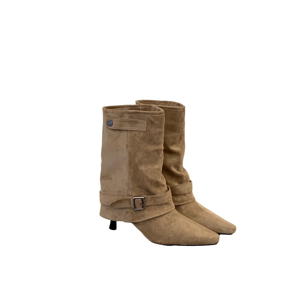 Wasteland retro belt buckle soft leather trouser boots women's new pointed temperament short boots medium tube knight boots tide