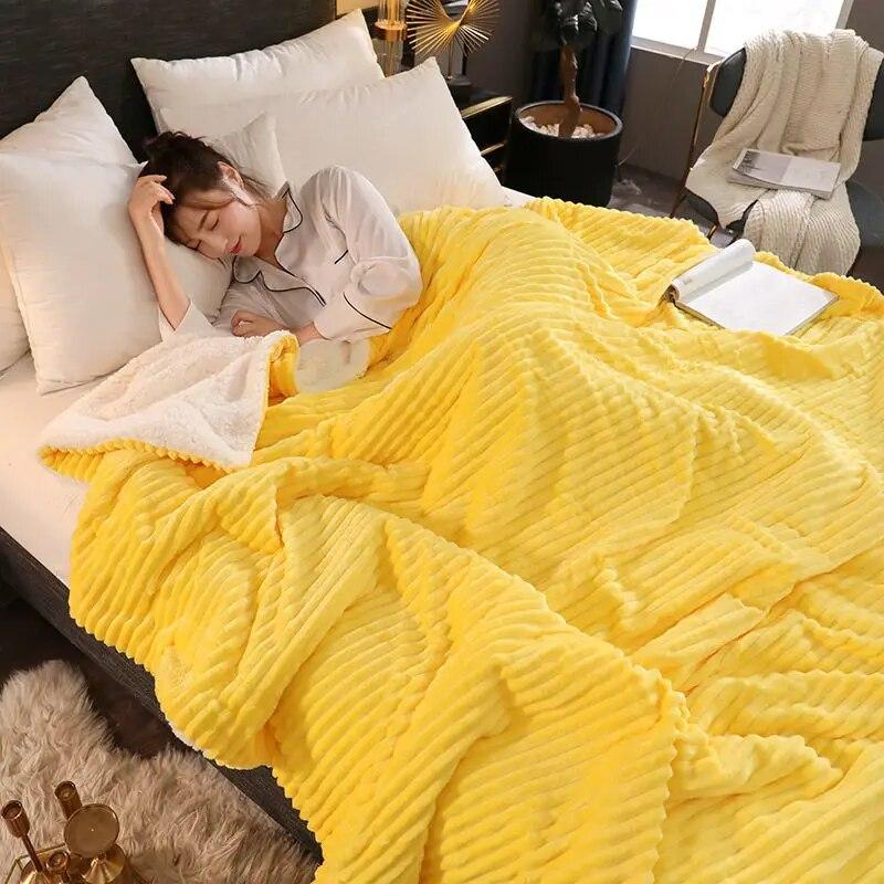 Pătură din lână cu lapte îngroșat Pătură de flanel Lenjerie caldă Aer condiționat Pătură Siesta Dormitor Paturi Pătură de iarnă
