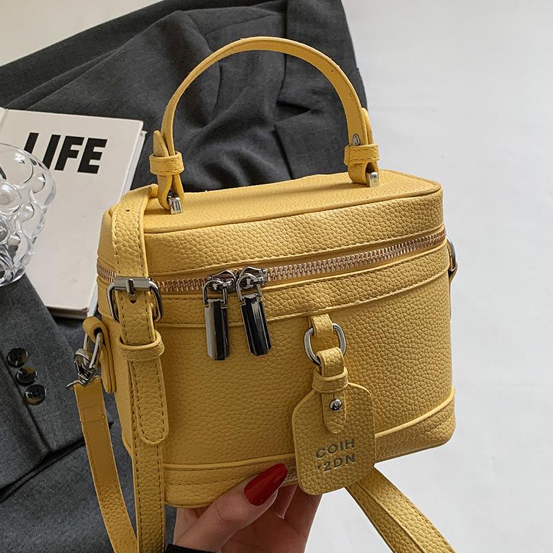 

Весна и лето новая высококачественная текстура темперамент портативная сумка-коробка модная универсальная нишевая для поездок на работу в иностранном стиле сумка-мессенджер женская