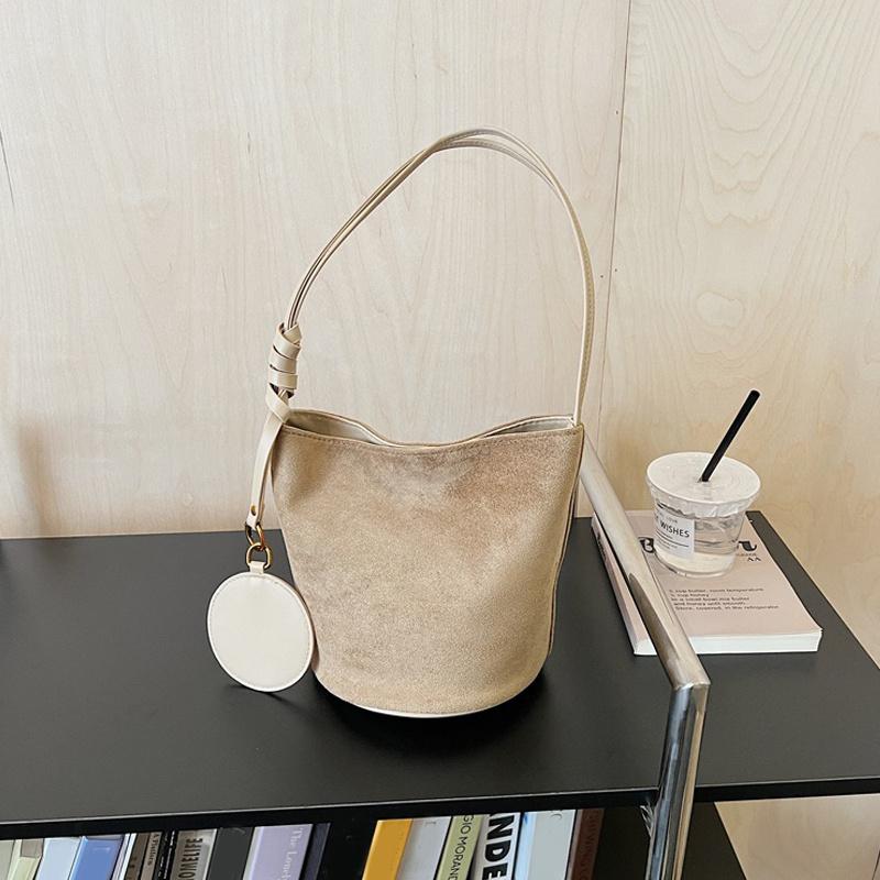 

Женская сумка через плечо из замши, сумка-мессенджер кроссбоди, знаменитые дизайнерские сумки, классическая элегантная сумка-тоут для профессионального и повседневного использования KTY 24x16x18cm хаки