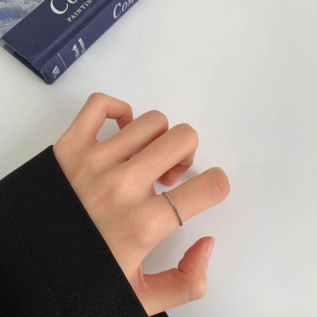 Vintage Combination Thin Ring Female Personality Hip Hop Niche Cold Wind Index Finger Ring