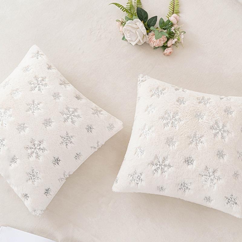Snowflake Print Cushion Cover Sofa Couch Decoration Pillow Cover  Pillowcase Perfect for Christmas Decorations