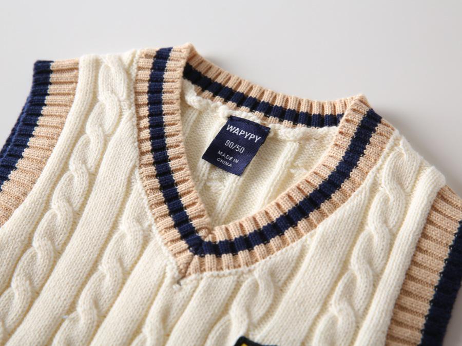 2026 Autumn Boys' Wool Vest: Baby Badge Personalized Sweater