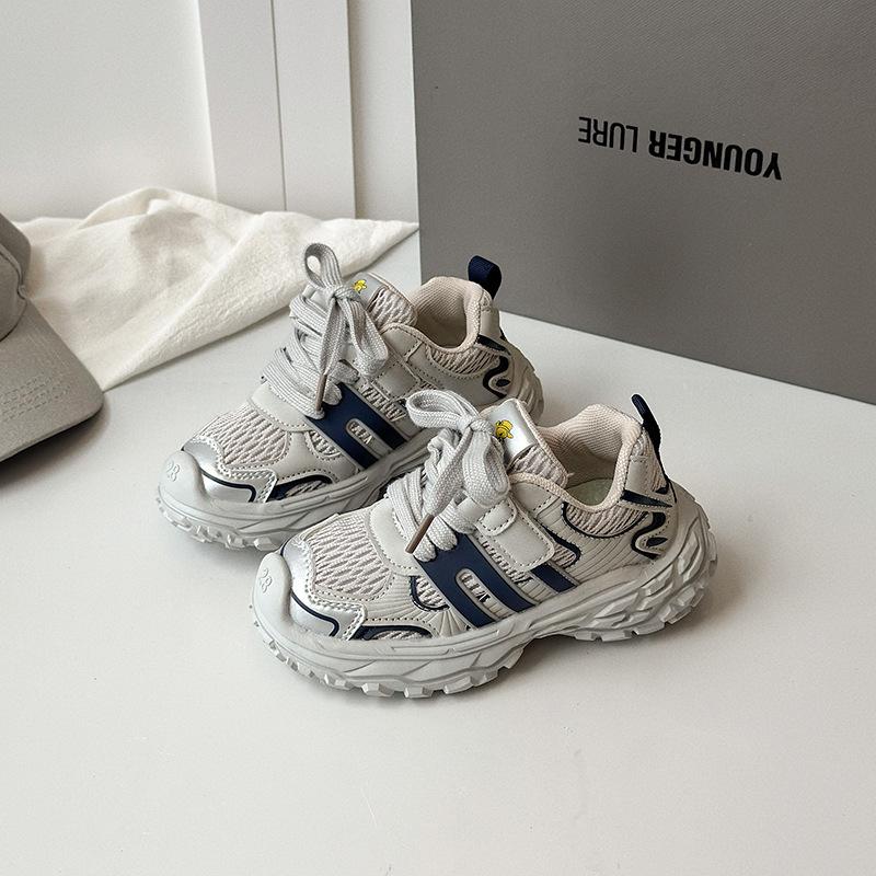 Children's sports shoes 2025 autumn new boys and girls non-slip fashion trend dad shoes student breathable casual shoes