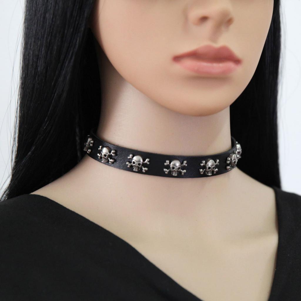 Adjustable Skull Pendant Necklace Punk Inspired Jewelry PU Leather Gothic Chain For Alternative Fashion Enthusiasts