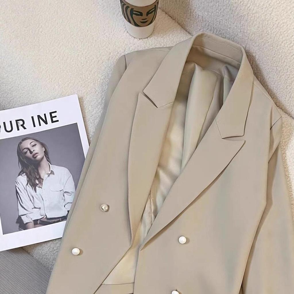 Petite Women's Off-White Cropped Blazer - Autumn 2049 New Arrival, Casual & Simple Design with Elegant Style