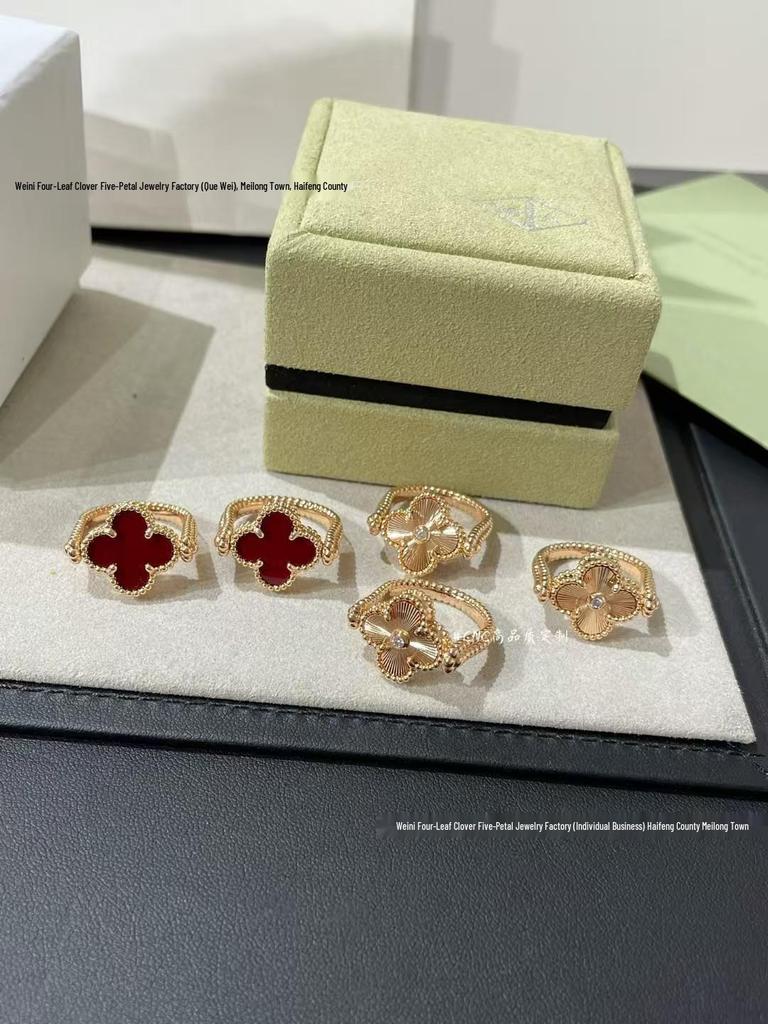18K Rose Gold Double-Sided Ring: Red and Blue Agate Four-Leaf Clover Flip Design