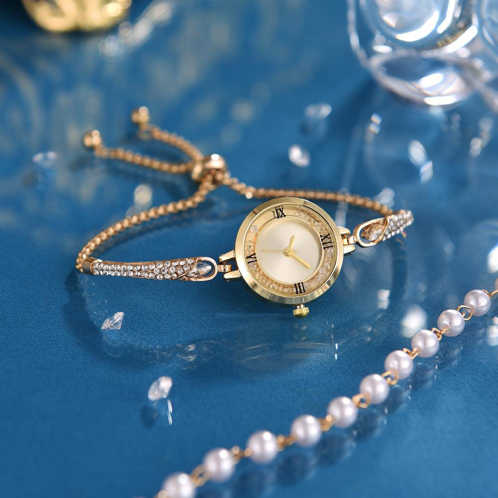 New rhinestone quicksand studded simple fashion pull-out bracelet quartz watch for Christmas and Halloween gifts