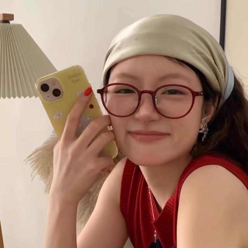 Ultra Light Anti-Blue Light Glasses Red Round Frame Fashion Plain Glasses Can Be Matched With Prescription Myopia