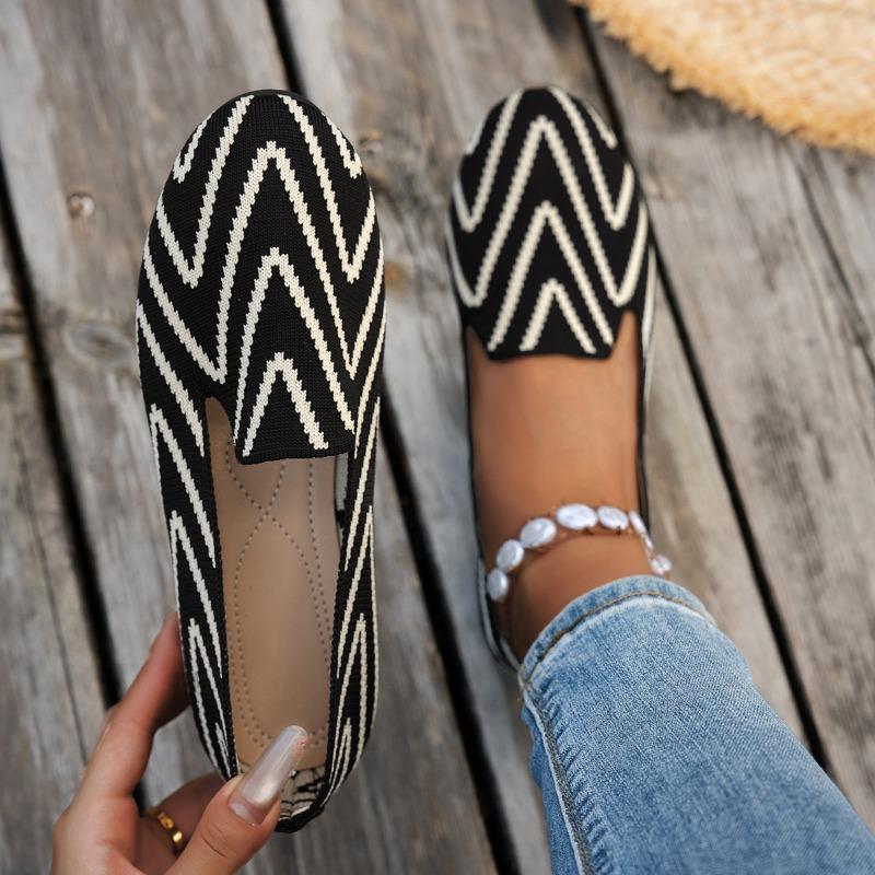 

New knitted breathable color matching light mouth single shoes women s large size casual flat lazy work shoes wish 36