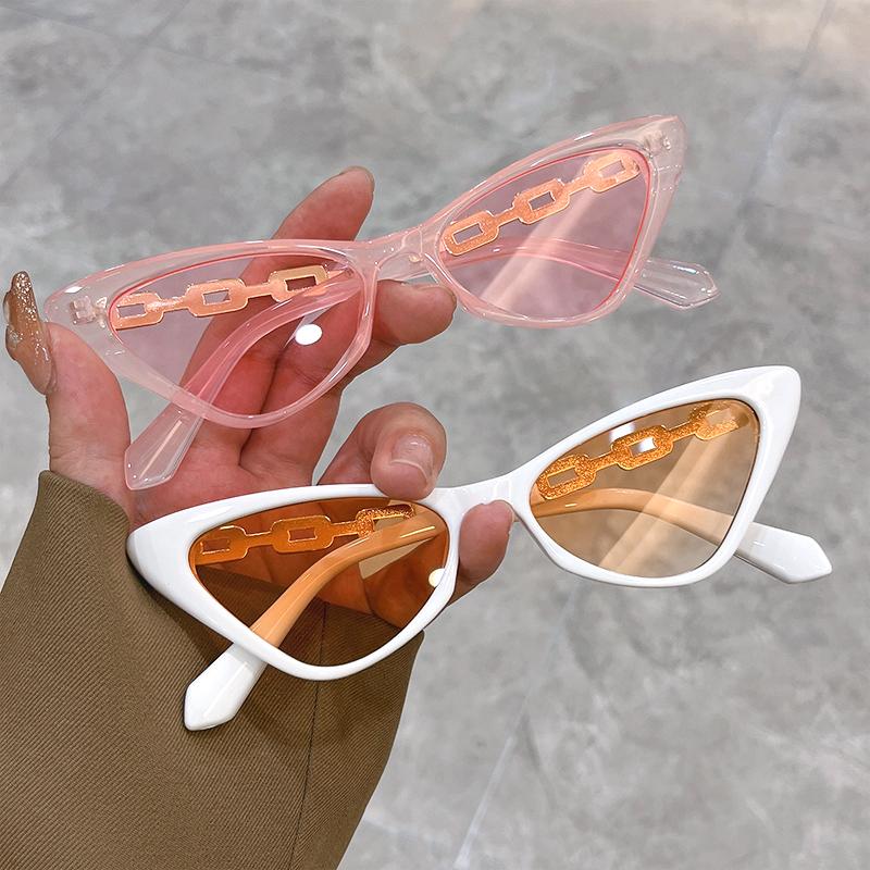 New Multicolor Small Cat Eye Sunglasses Trendy Fashionable Popular Female Eyewear Luxury Brand Designer UV4 Shades for Women